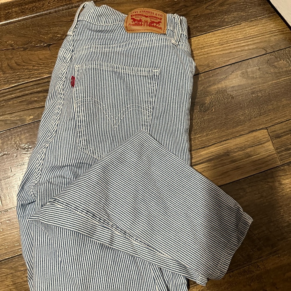 LEVI Jeans High Waist